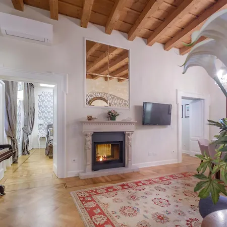 Corte Regia Apartment