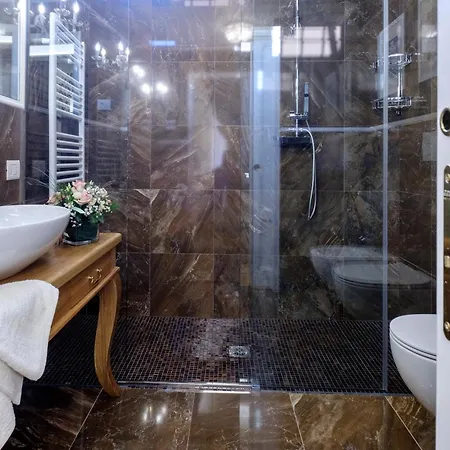 Corte Regia Apartman